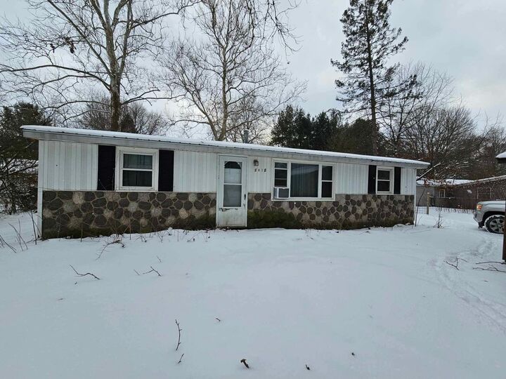 1412 Mould Avenue  Niles MI 49120 photo