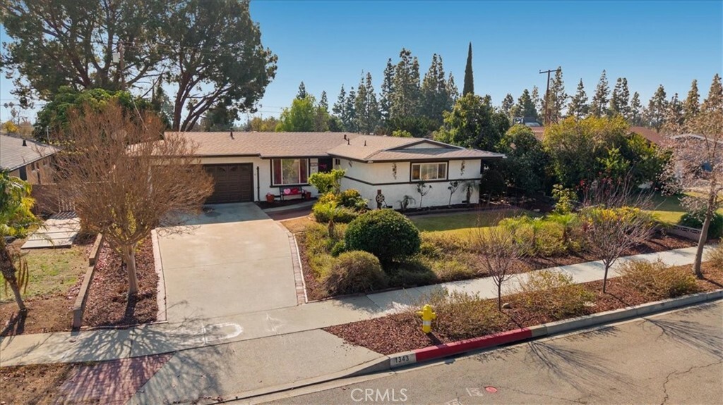 Property Photo: 1343 W H Street CA 91762
