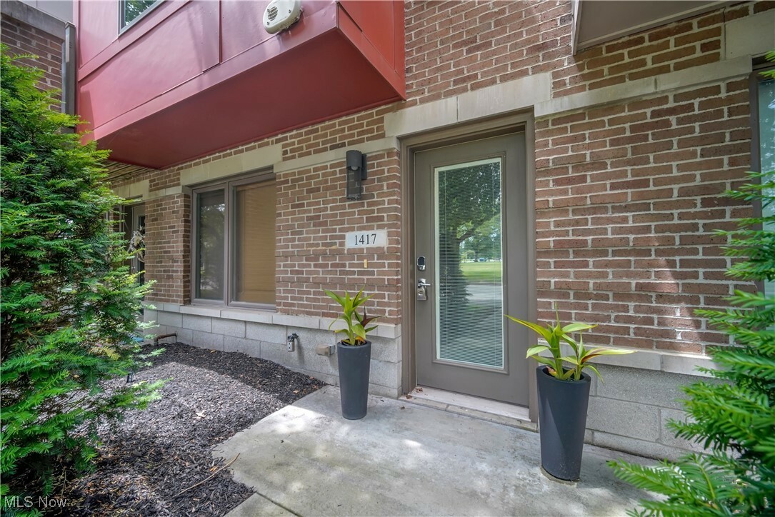 Property Photo: 1417 Slate Court OH 44118
