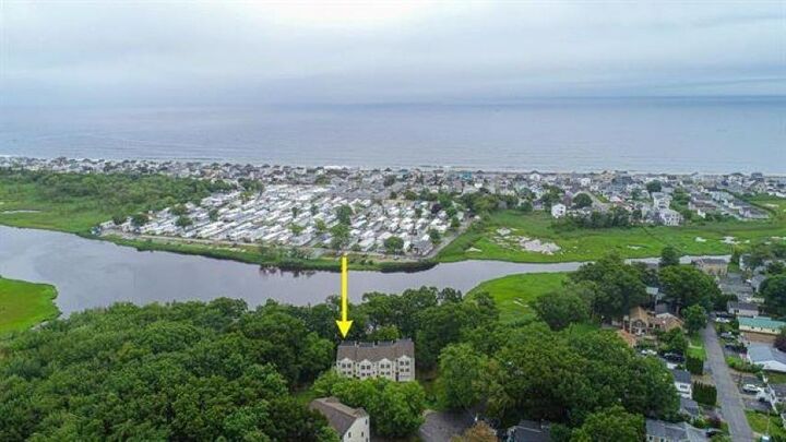 Property Photo:  10 Hemlock Street  NH 03842 
