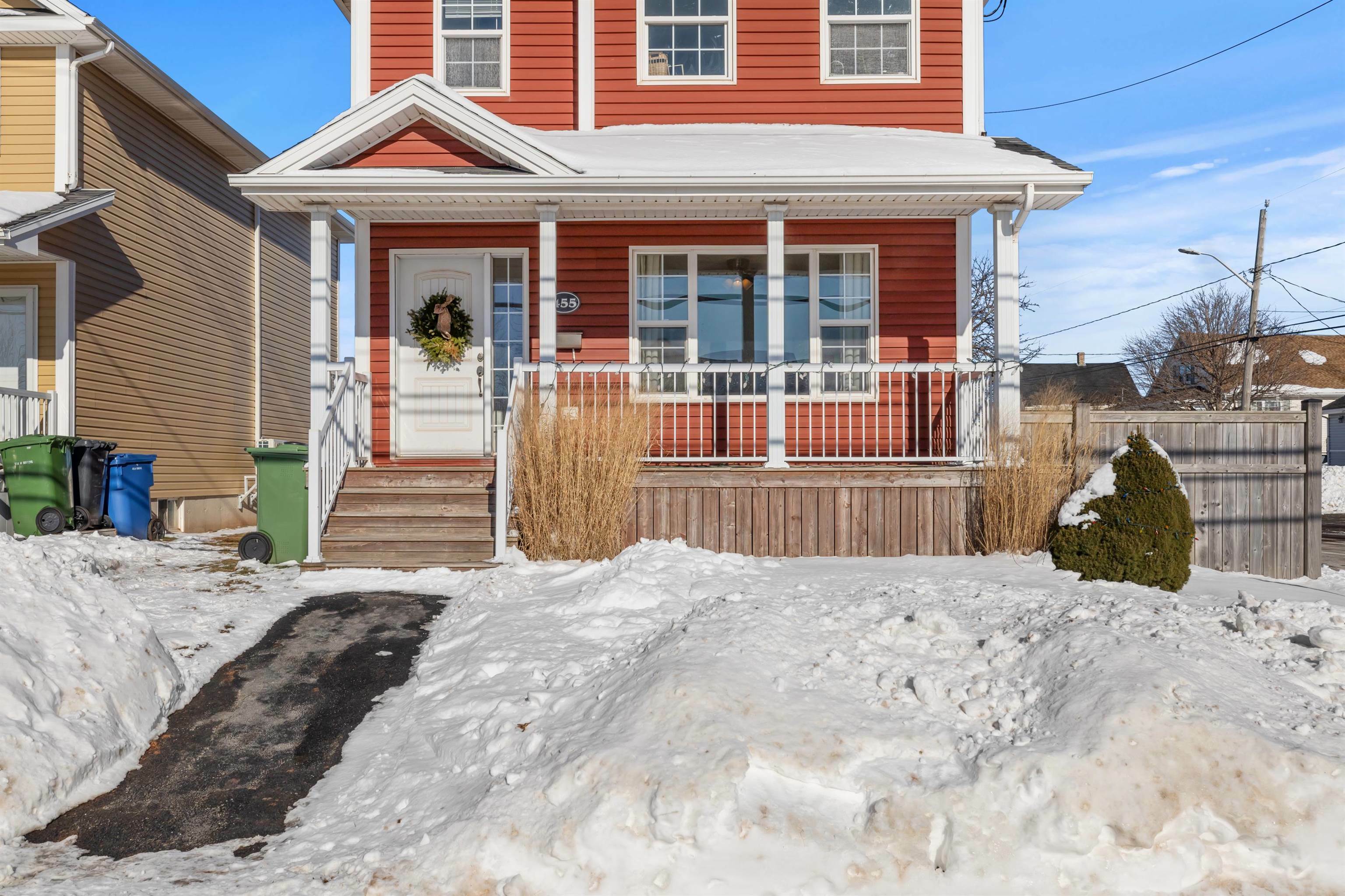 Property Photo:  455 Notre Dame Street  PE C1N 1T2 