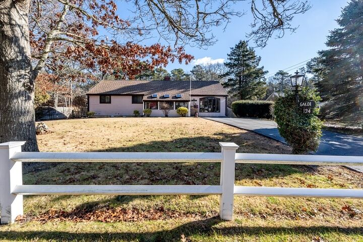Property Photo: 124 Webbers Path MA 02673