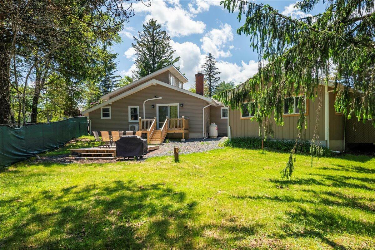Property Photo: 37 Highridge Rd PA 18210