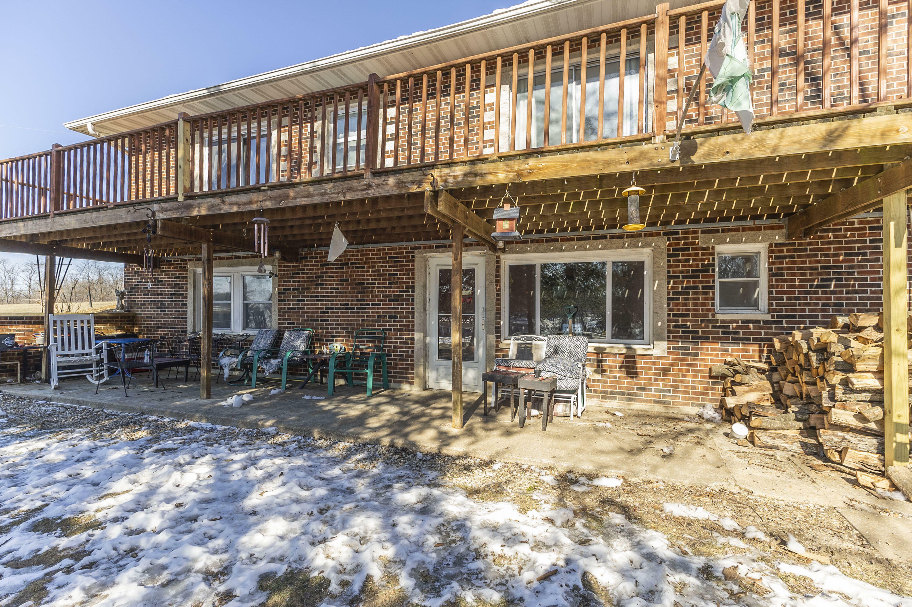 Property Photo:  220 S Lake Circle  MO 65239 