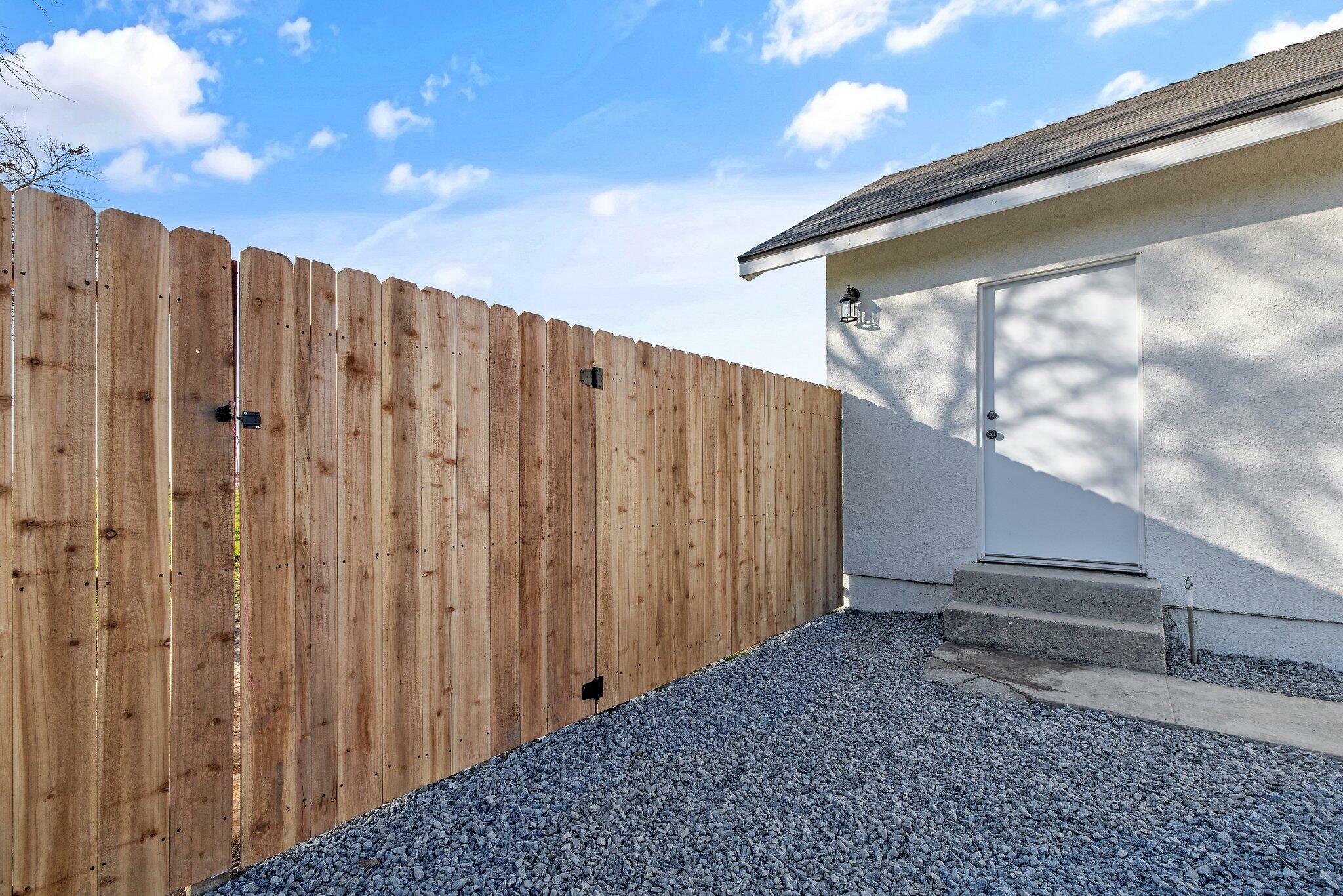 Property Photo:  2133 N Cedar Street  CA 93256 