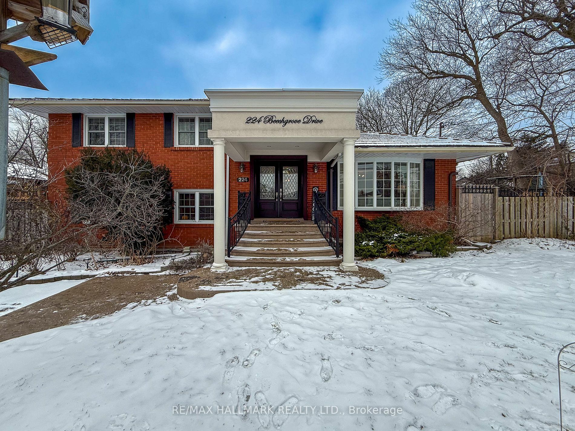 224 Beechgrove Dr  Toronto ON M1E 3Z5 photo