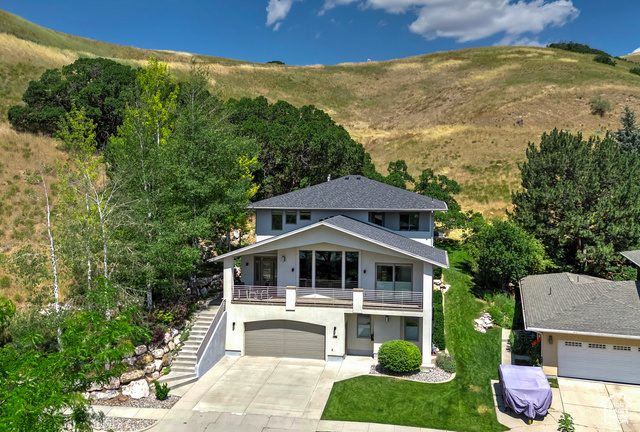 Property Photo:  835 E Edgehill Rd  UT 84103 