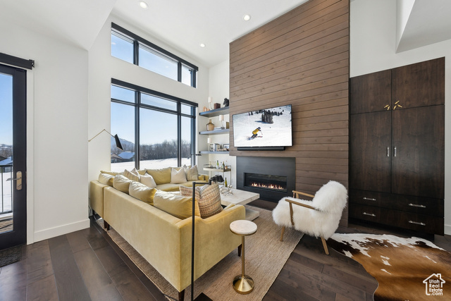 Property Photo: 4134 Cooper Ln W 7 UT 84098