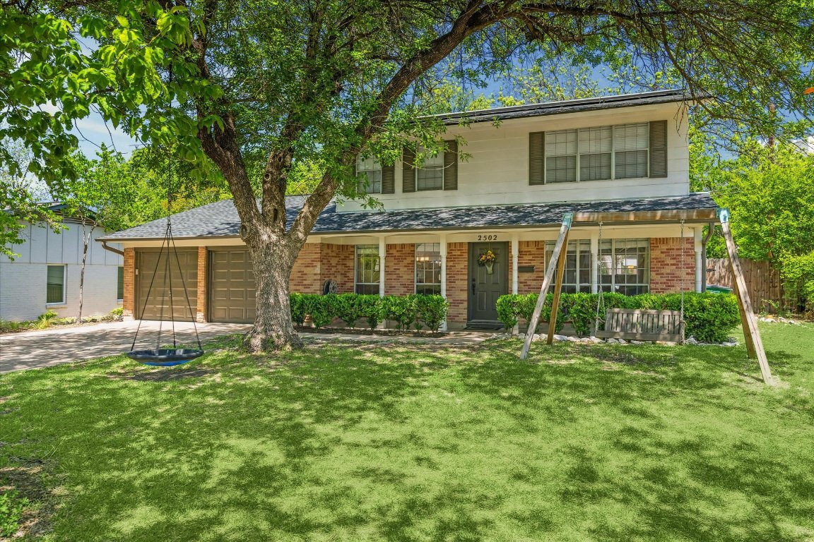 Property Photo: 2502 Spruceleaf Circle TX 78757