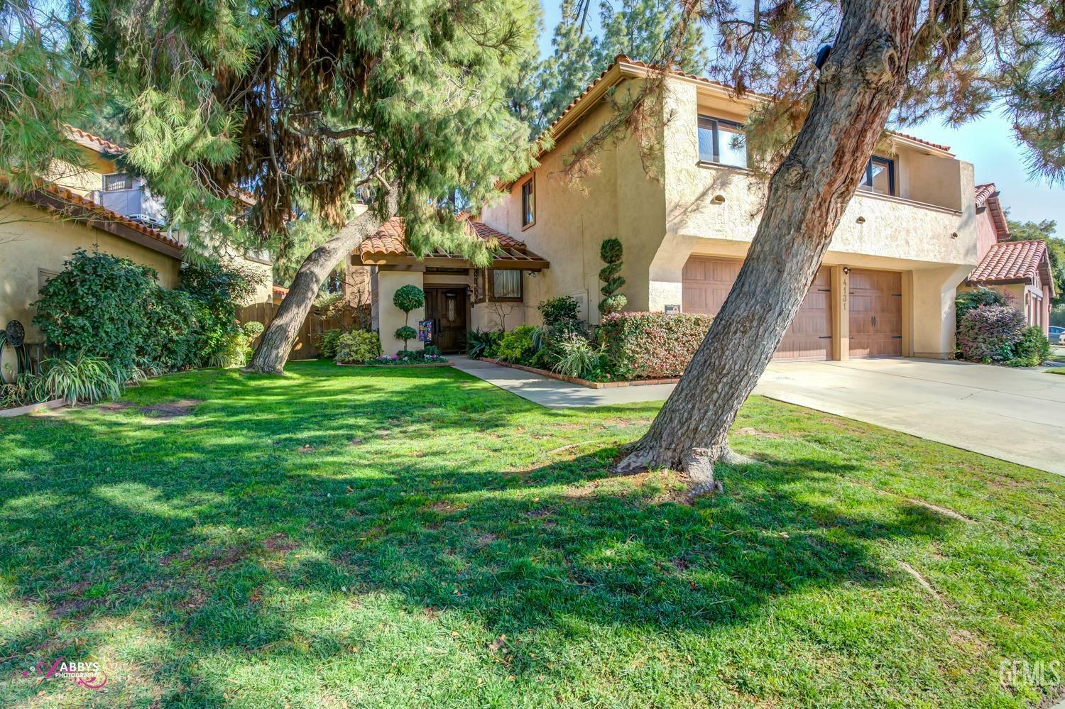 Property Photo:  4131 Pinewood Lake Drive  CA 93309 