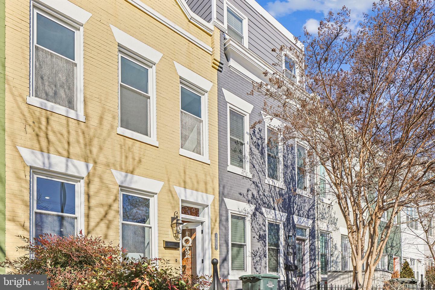 Property Photo:  1704 A Street SE  DC 20003 