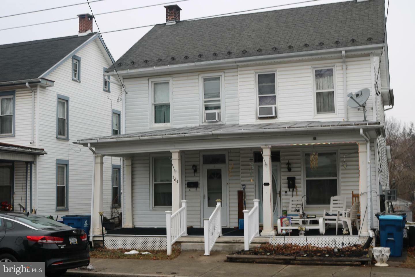 Property Photo:  264 W High Street  PA 17036 