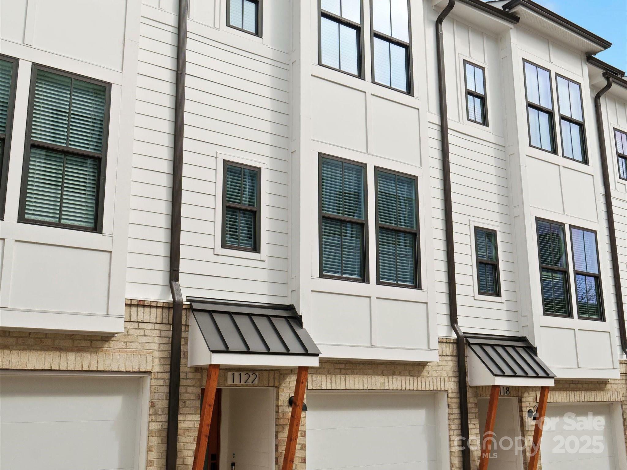 1122 Pegram Crossing Drive  Charlotte NC 28205 photo