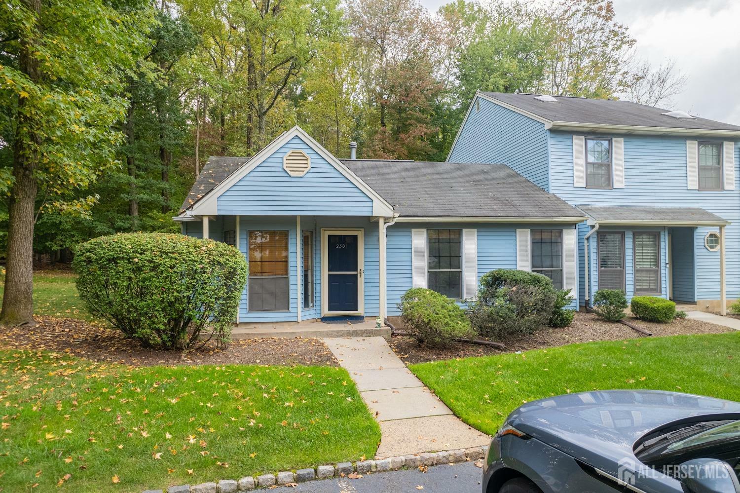 Property Photo:  2301 Timber Oaks Road  NJ 08820 