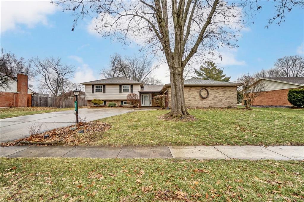 5650 Oak Valley Road  Dayton OH 45440 photo