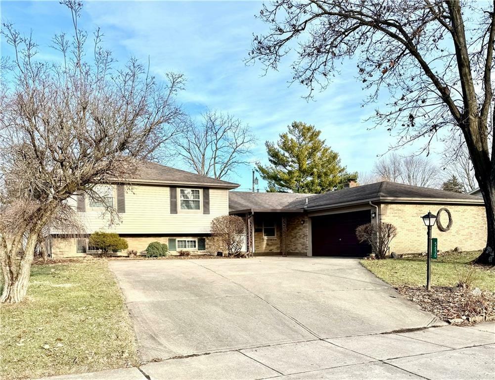 5650 Oak Valley Road  Dayton OH 45440 photo