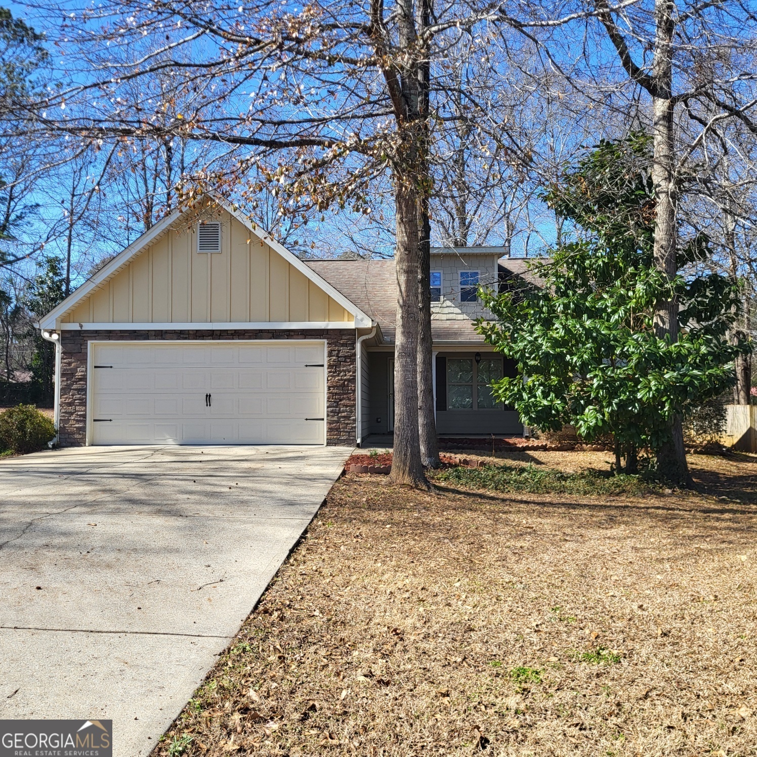 Property Photo: 2411 19th Place AL 36854