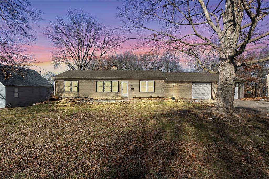 Property Photo:  500 NE 74th Terrace  MO 64118 