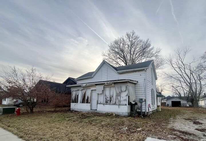 Property Photo:  414 N Third Street  IN 47601 