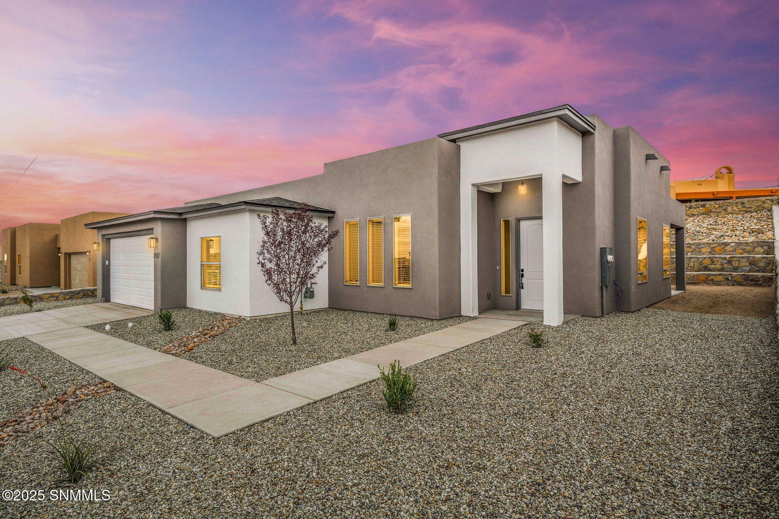 Property Photo:  