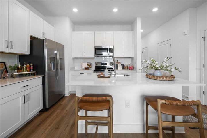 Property Photo:  2500 Everson Street 10-3  FL 34208 