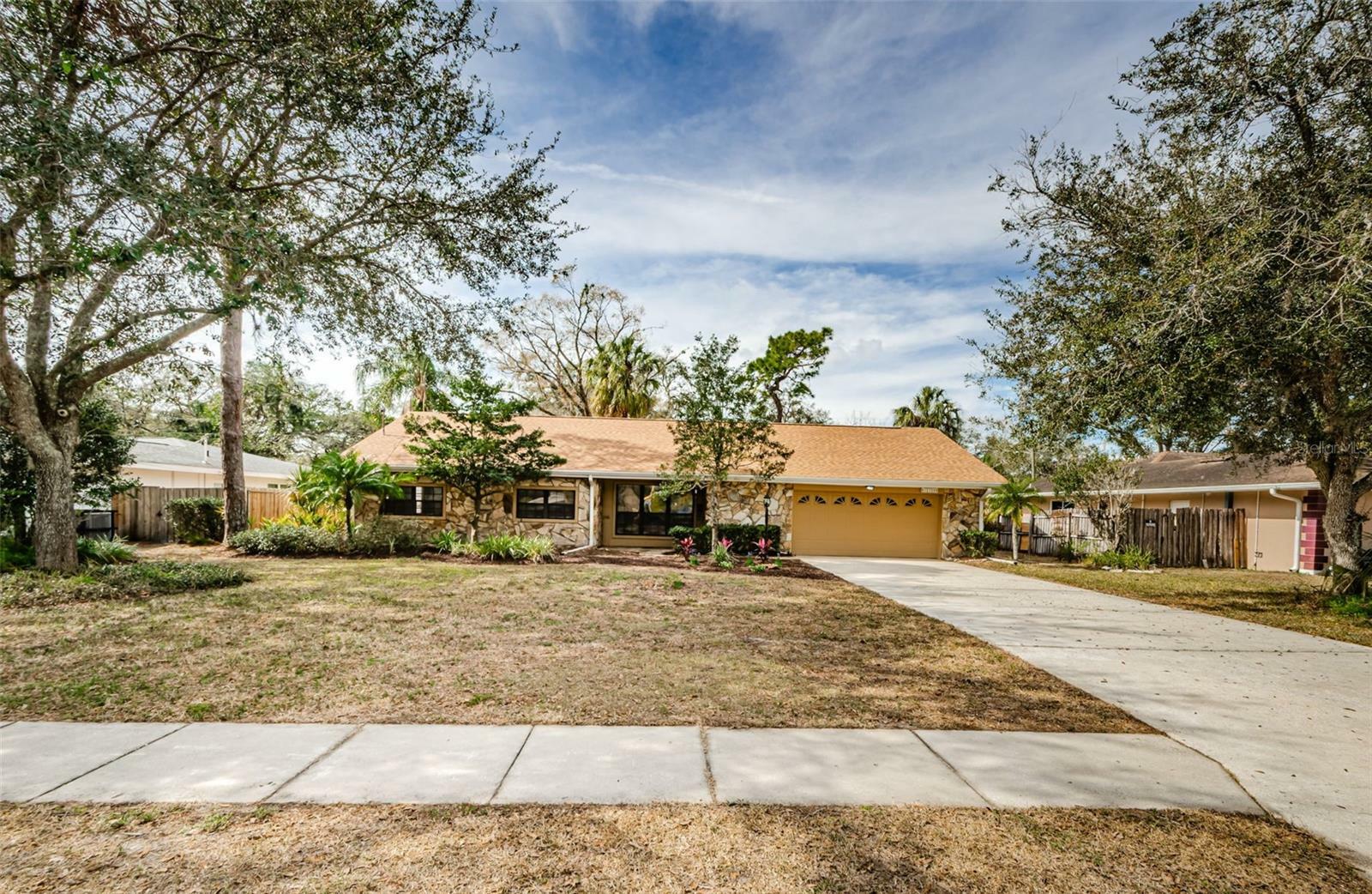 Property Photo:  12708 N 52nd Street  FL 33617 