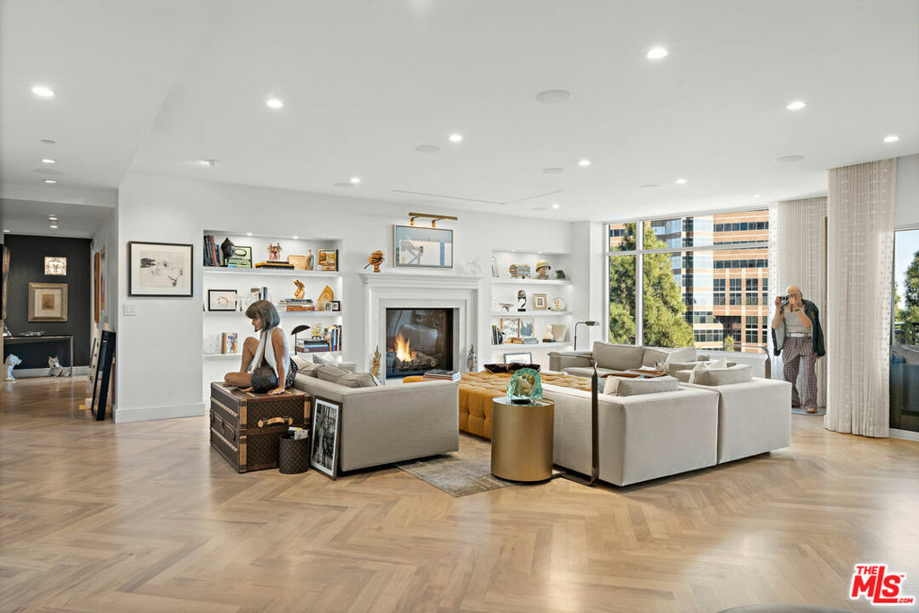 Property Photo: 1 W Century Drive 5B CA 90067