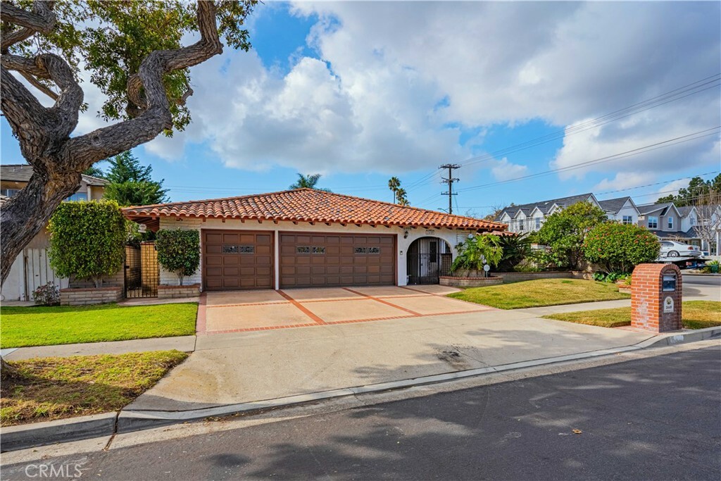 2449 Windward Lane  Newport Beach CA 92660 photo