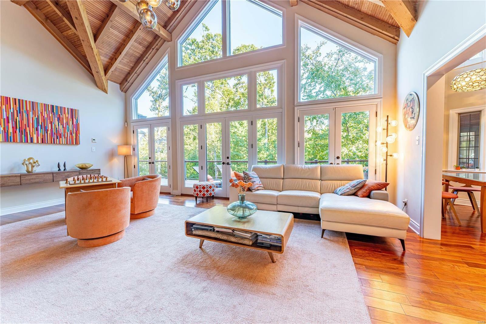 Property Photo: 16 Holiday Lane MO 63131