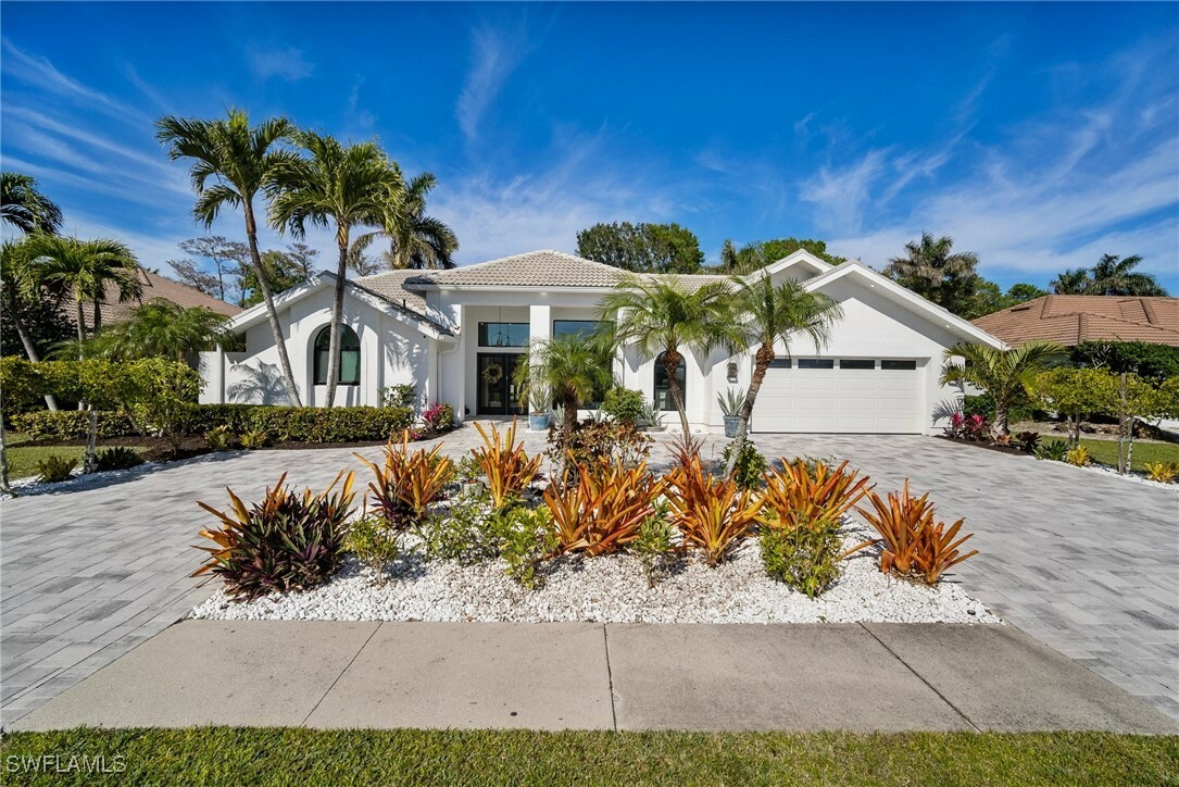 Property Photo:  1641 Northgate Drive  FL 34105 