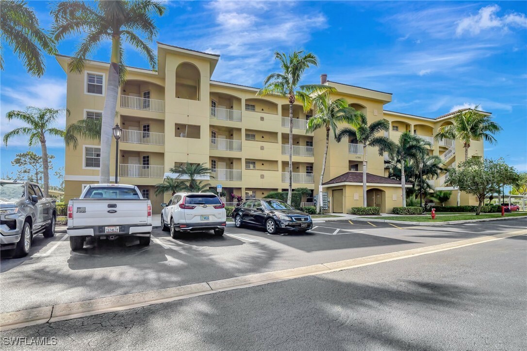 Property Photo:  1795 Four Mile Cove Parkway 825  FL 33990 