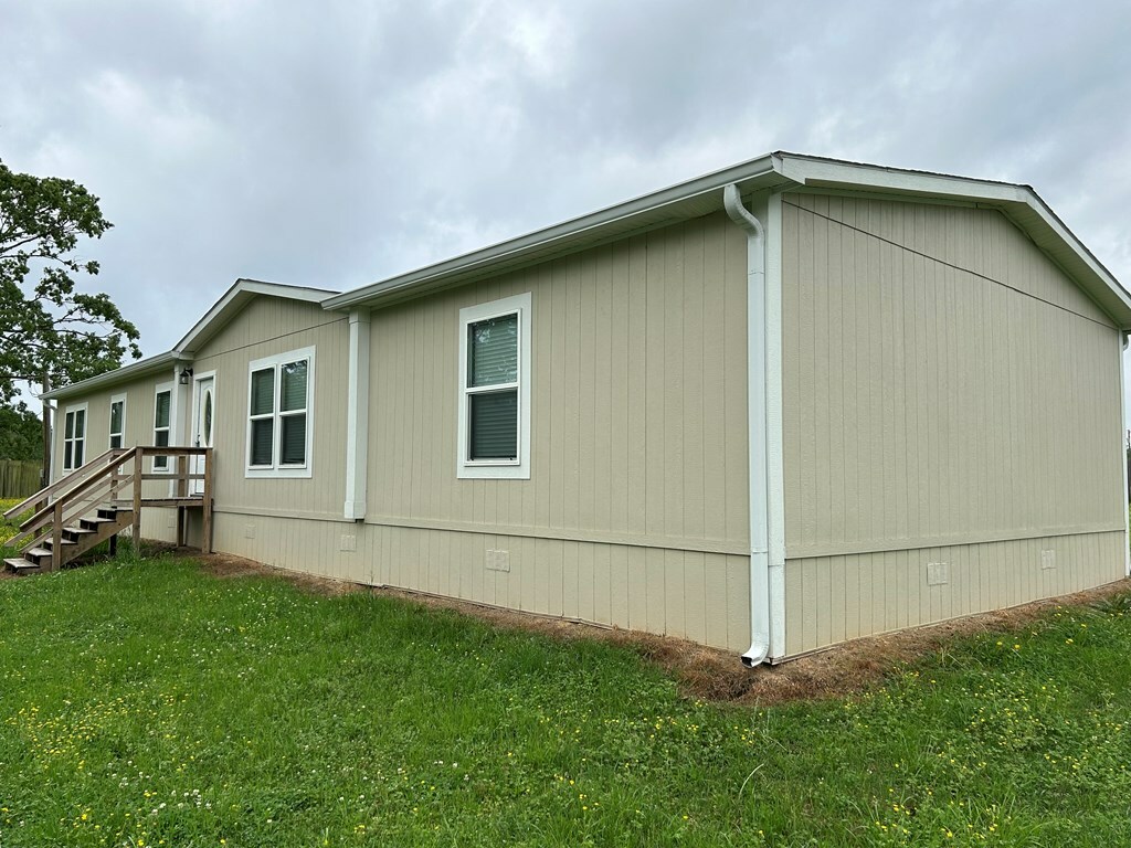 Property Photo: 227 Grace TX 75901