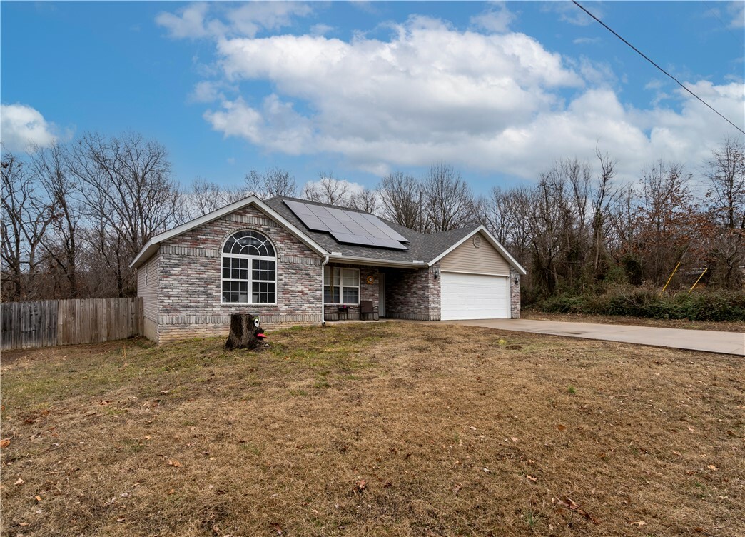 Property Photo:  8 Boreland Lane  AR 72715 