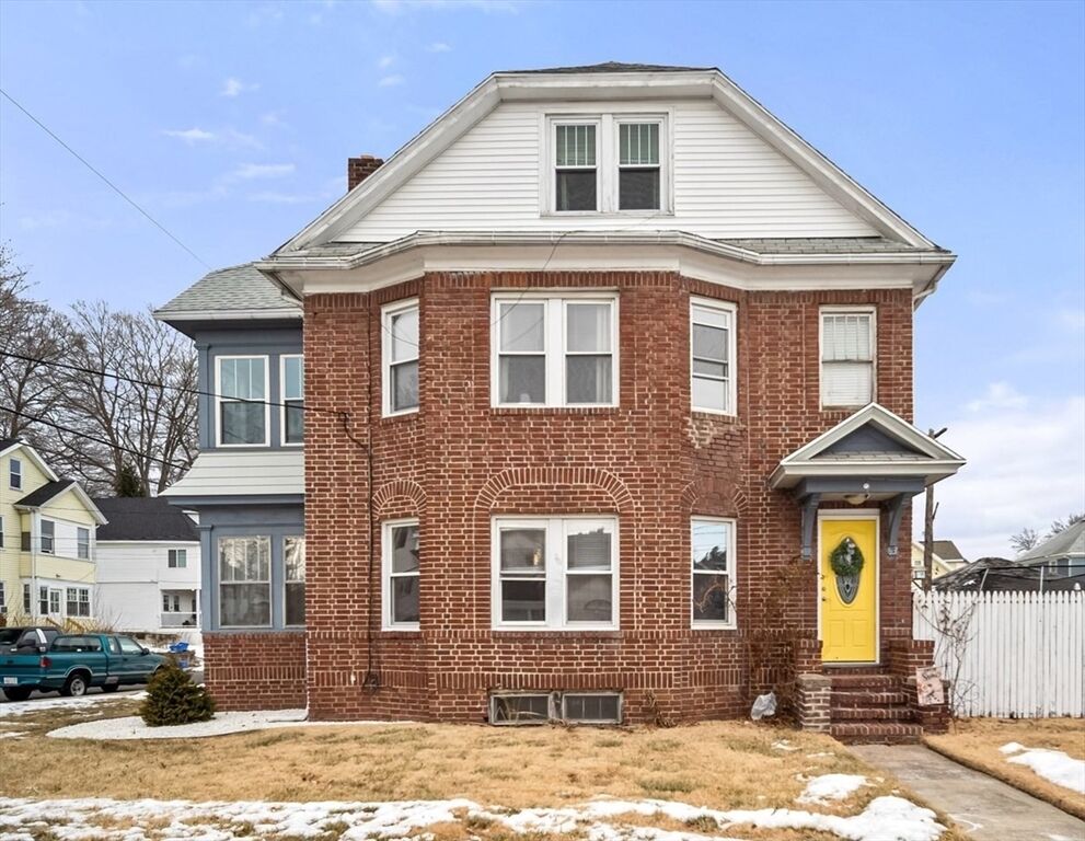 Property Photo:  284 Hillside Ave  MA 01040 