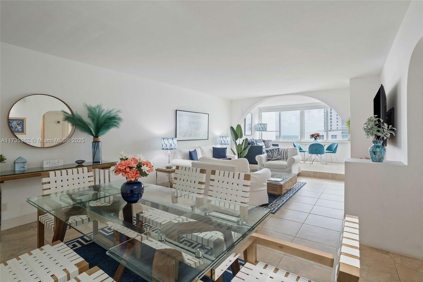 Property Photo: 5005 Collins Ave 1118 FL 33140