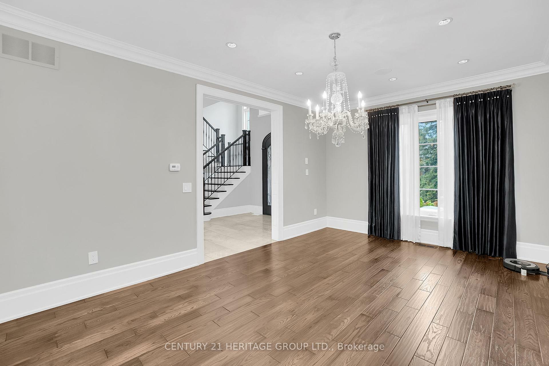 Photo de la propriété: 3 Curran Court ON L7B 1B4
