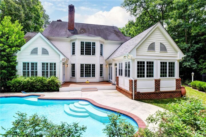 Property Photo: 107 Royal Saint Georges VA 23188