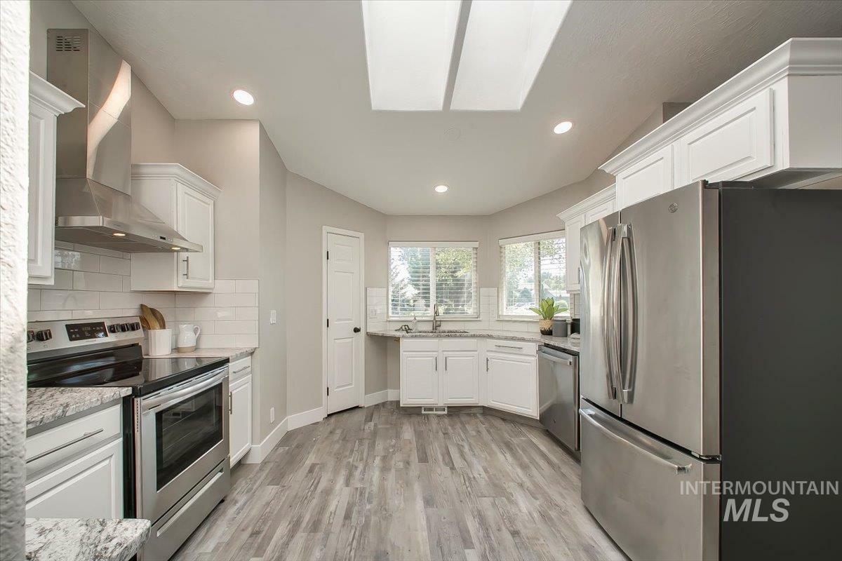 Property Photo: 2402 E Tiger Lily Dr ID 83716