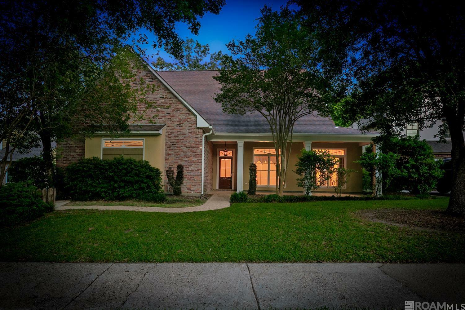 Property Photo: 642 Plantation Ridge Ln LA 70810
