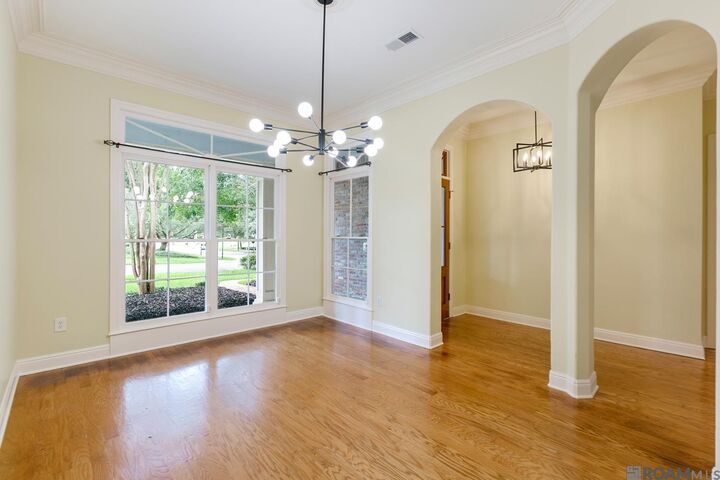 Property Photo: 642 Plantation Ridge Ln LA 70810