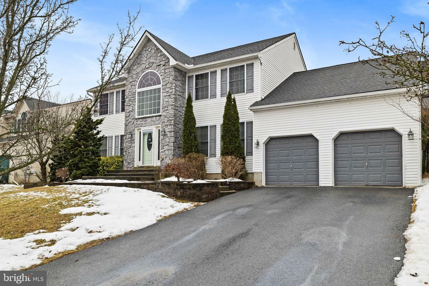 Property Photo:  4740 Dunham Drive  PA 19606 