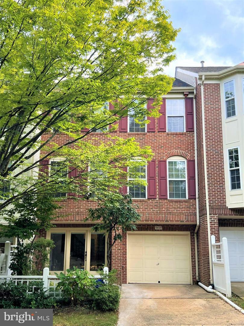 Property Photo:  9409 Van Arsdale Drive  VA 22181 