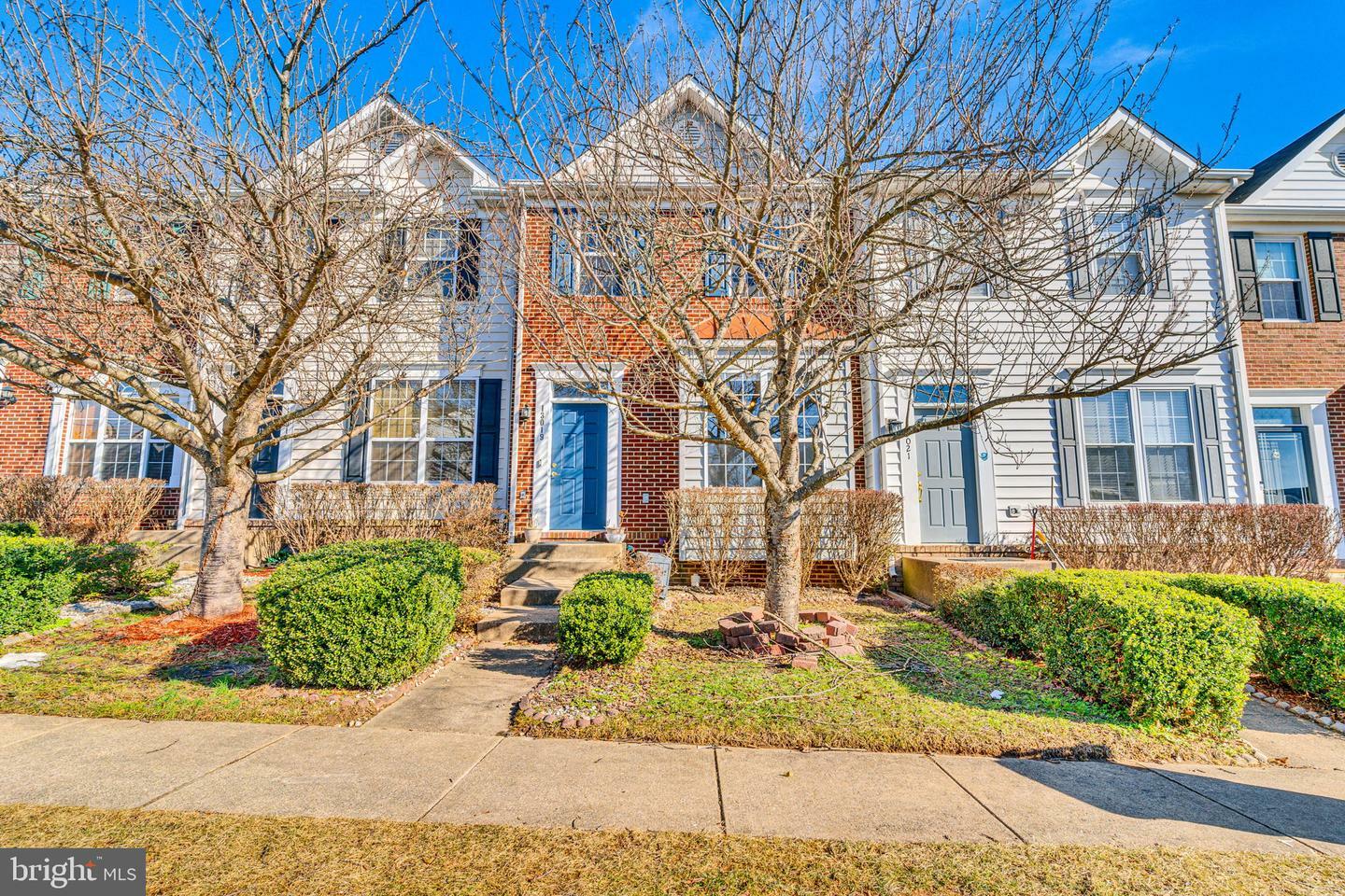 Property Photo: 13019 Taxi Drive VA 22193
