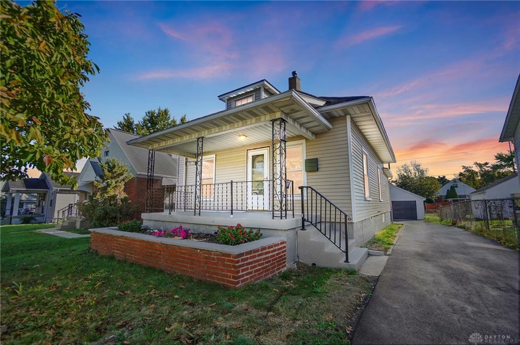 Property Photo: 2610 Springmont Avenue OH 45420