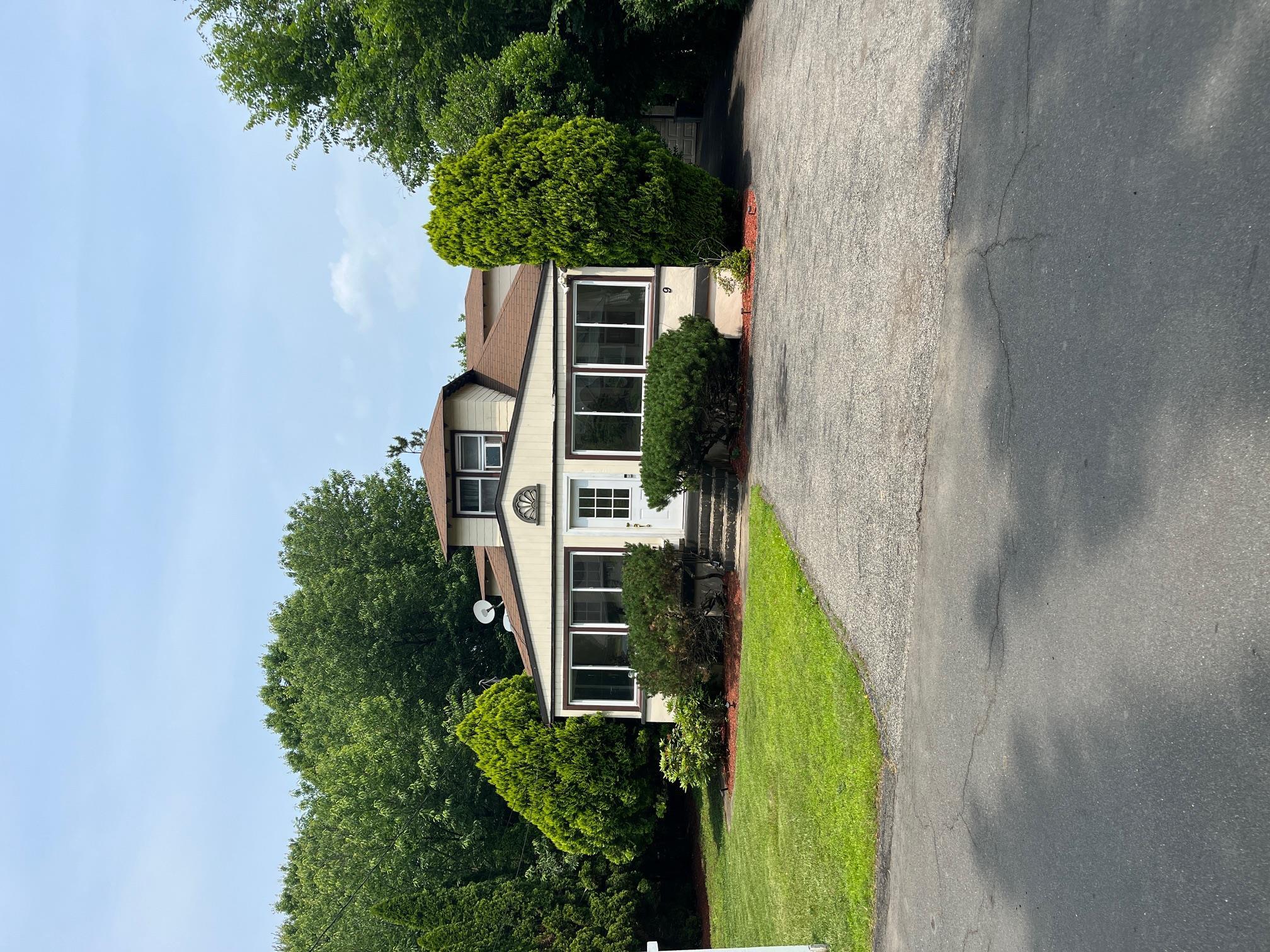 Property Photo:  9 Hillside Avenue  NY 10927 