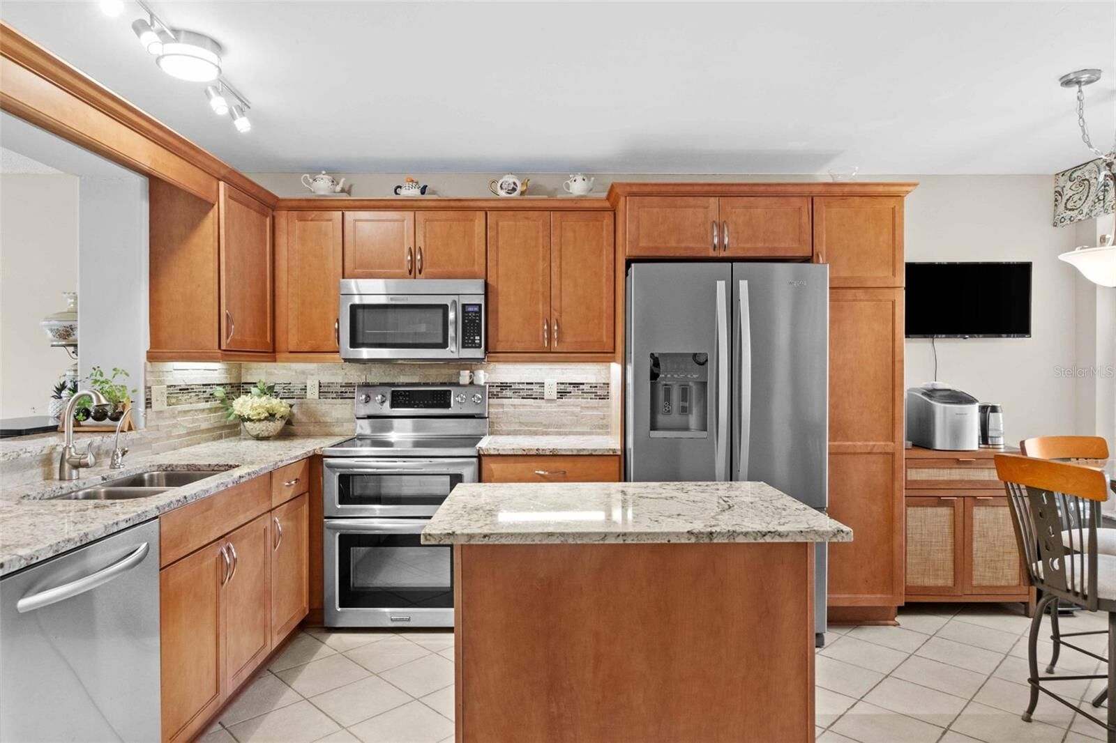 Property Photo: 4440 Fairways Boulevard 206 FL 34209