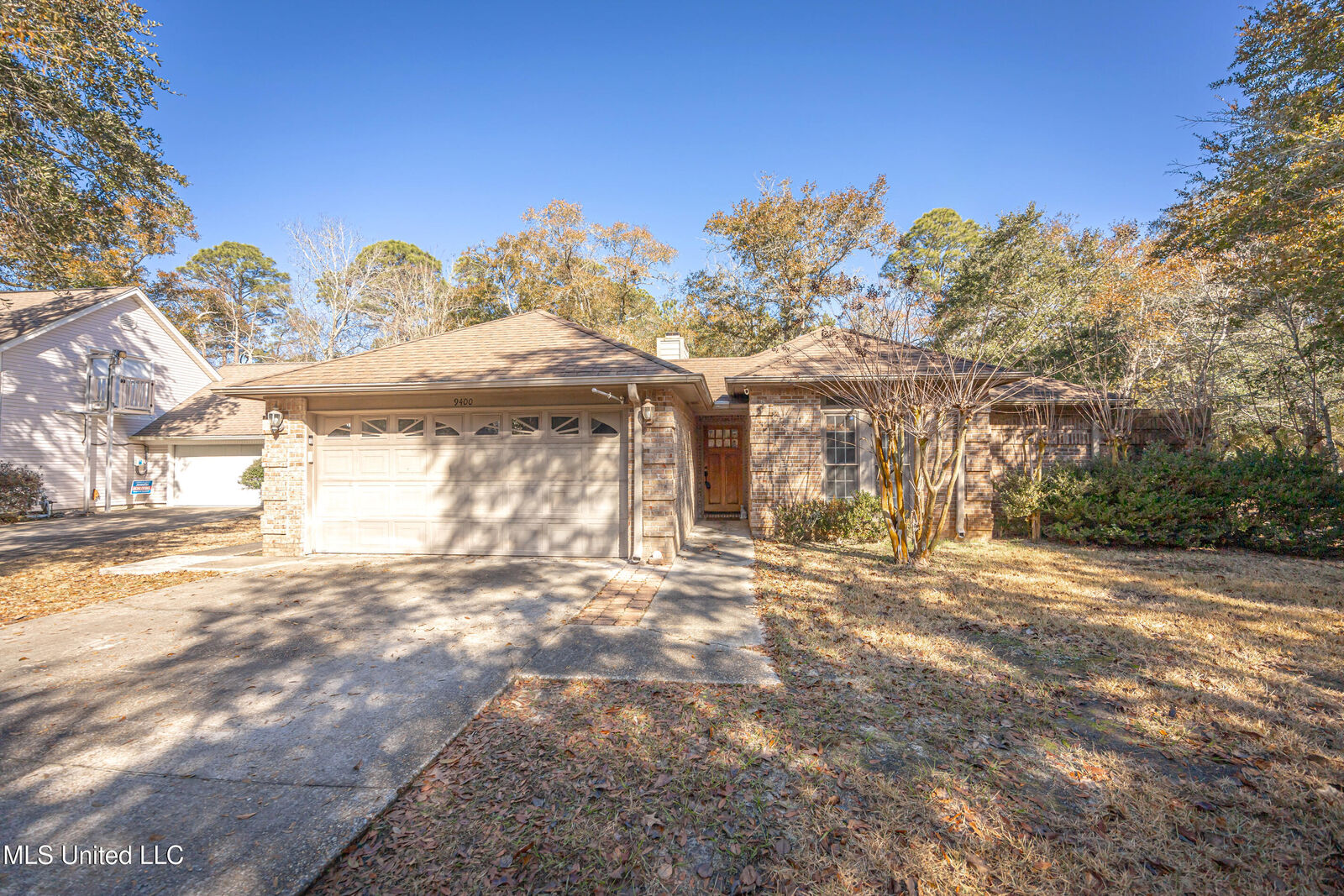 Property Photo:  9400 Point Aux Chenes Road  MS 39564 