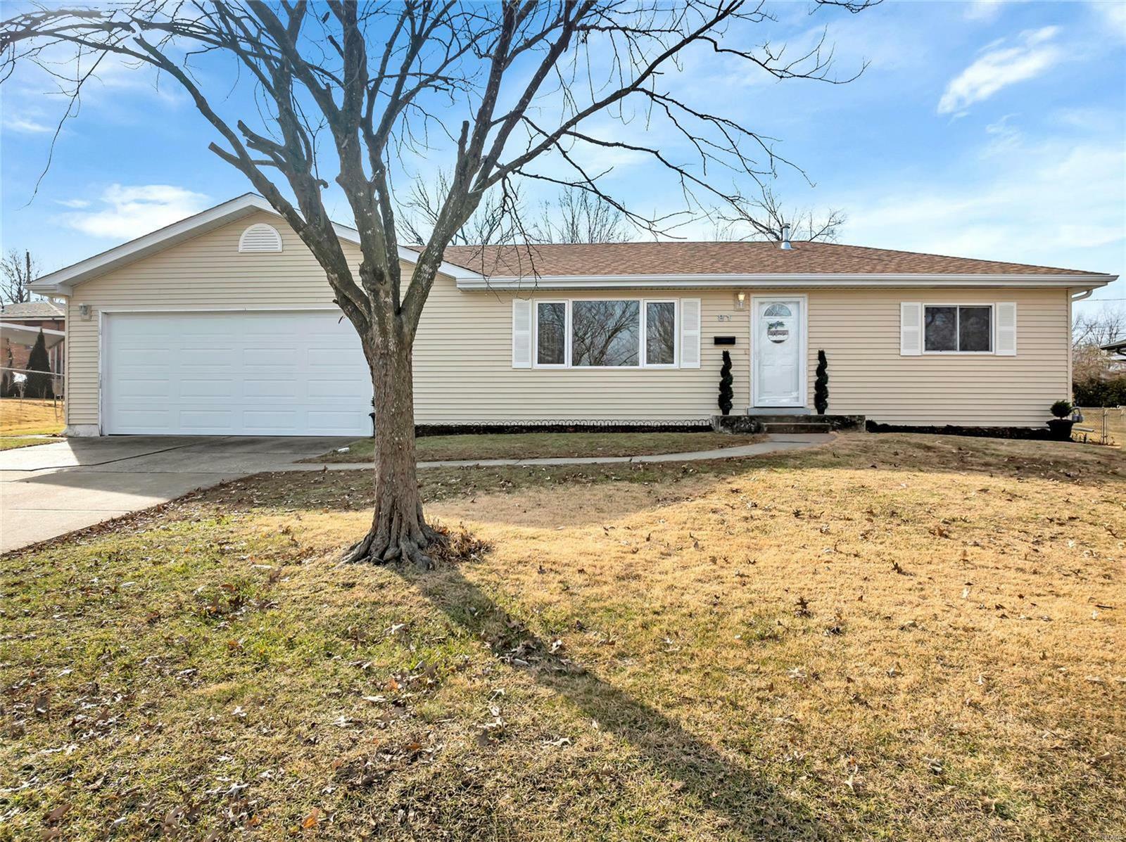 Property Photo:  81 Country Life Drive  MO 63366 