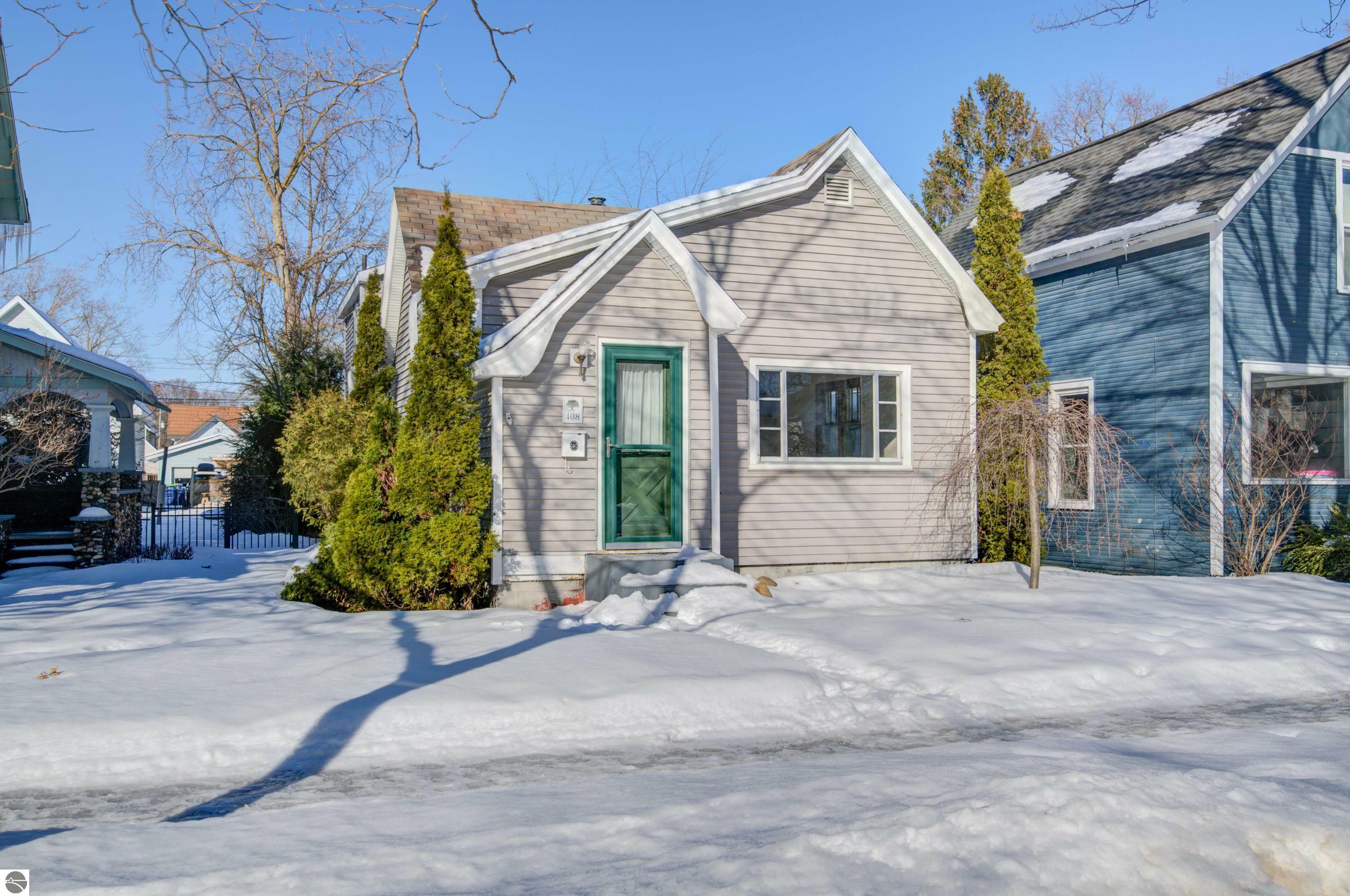 Property Photo:  408 W Tenth Street  MI 49684 