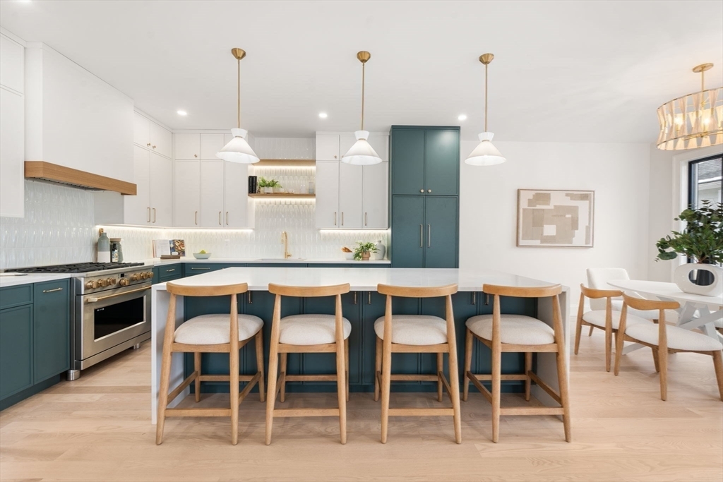 Property Photo:  130 Nonantum Rd 2  MA 02458 
